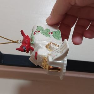 NIB Lenox mailbox gift ornament